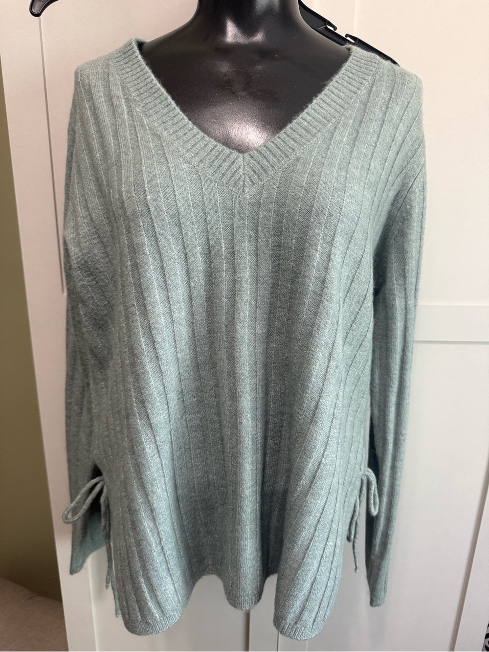 LOFT Ribbed V-Neck Sweater in Sage